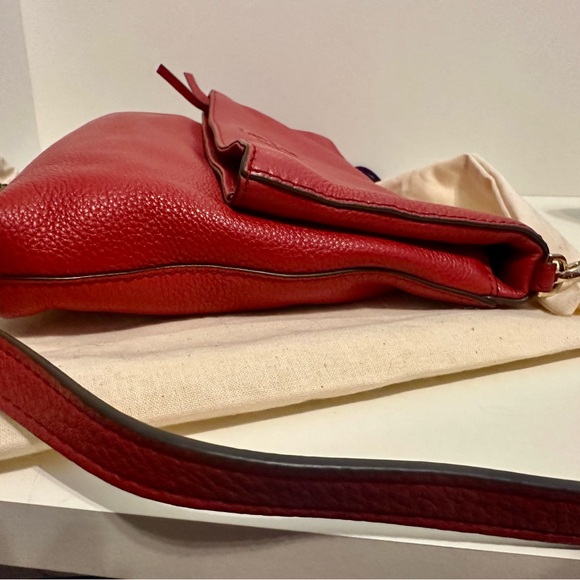 Tory Burch: Thea Red leather Pebbled Fold Over - Picture 4 of 8